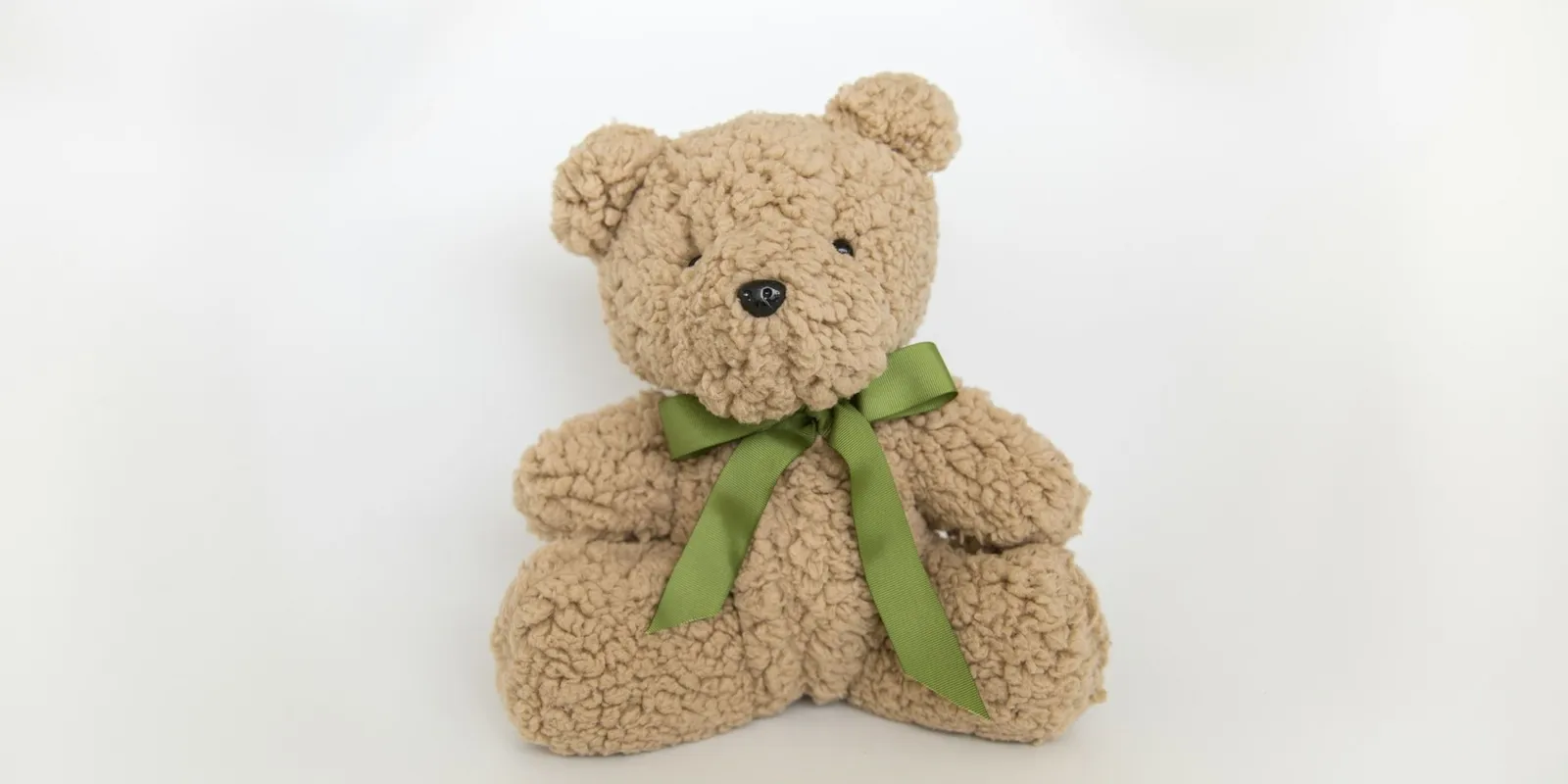 Kétezer forintos plüssmackó rejtette a halott nő hamvait