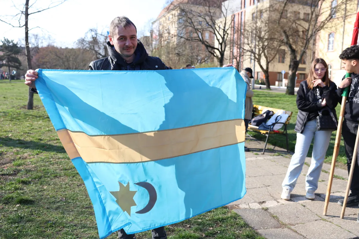 2026.03.15 _Békemenet