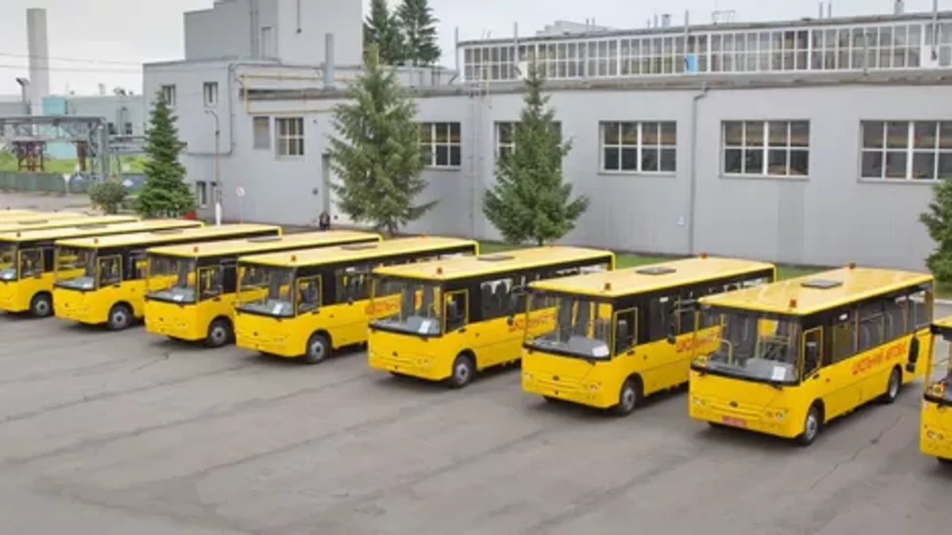 Ukrán cég buszoztatja a tiszásokat a március 15-i rendezvényükre