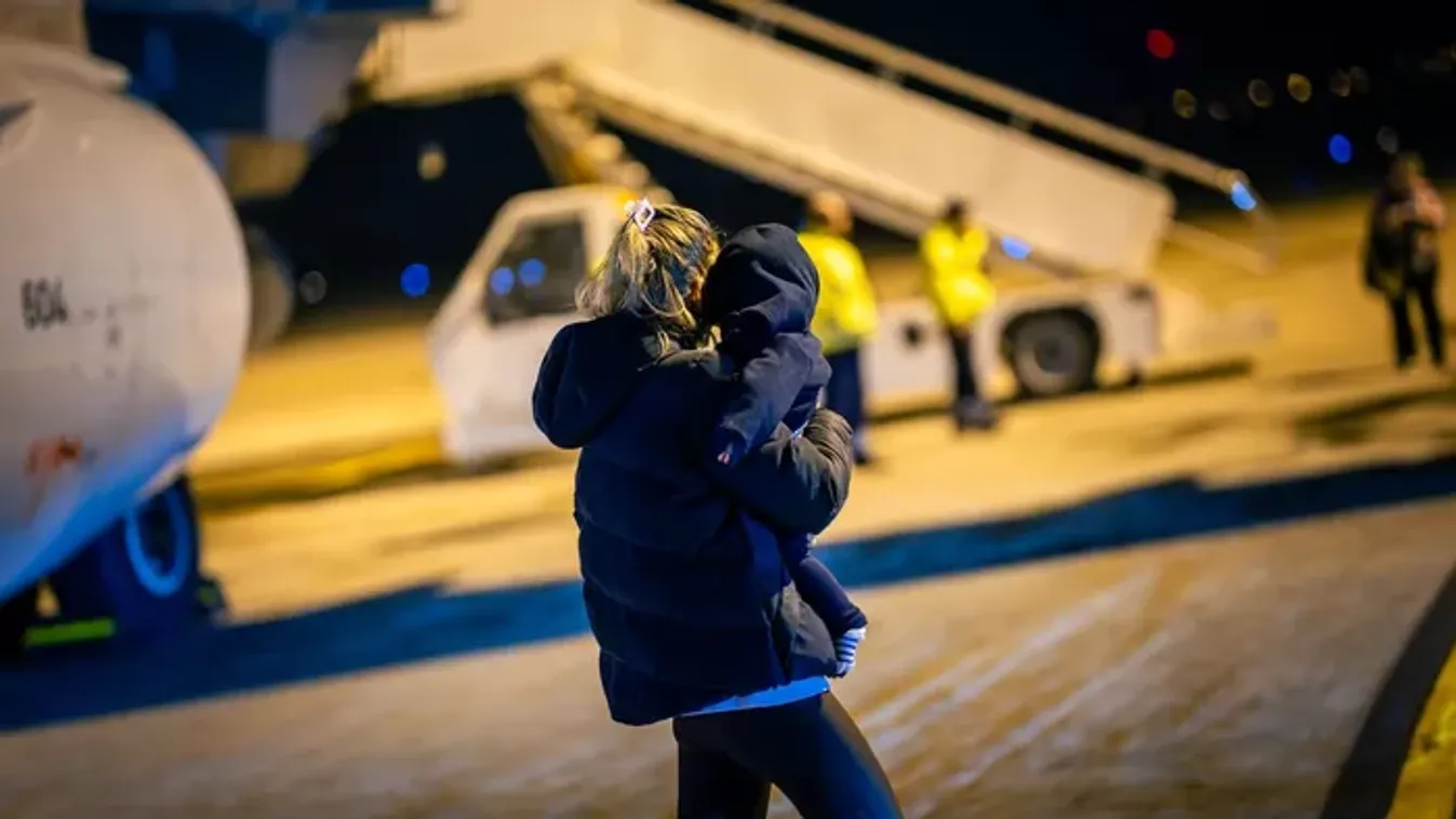 Szalay-Bobrovniczky Kristóf: Éjszakai műszak – avagy egy újabb sikeres küldetés