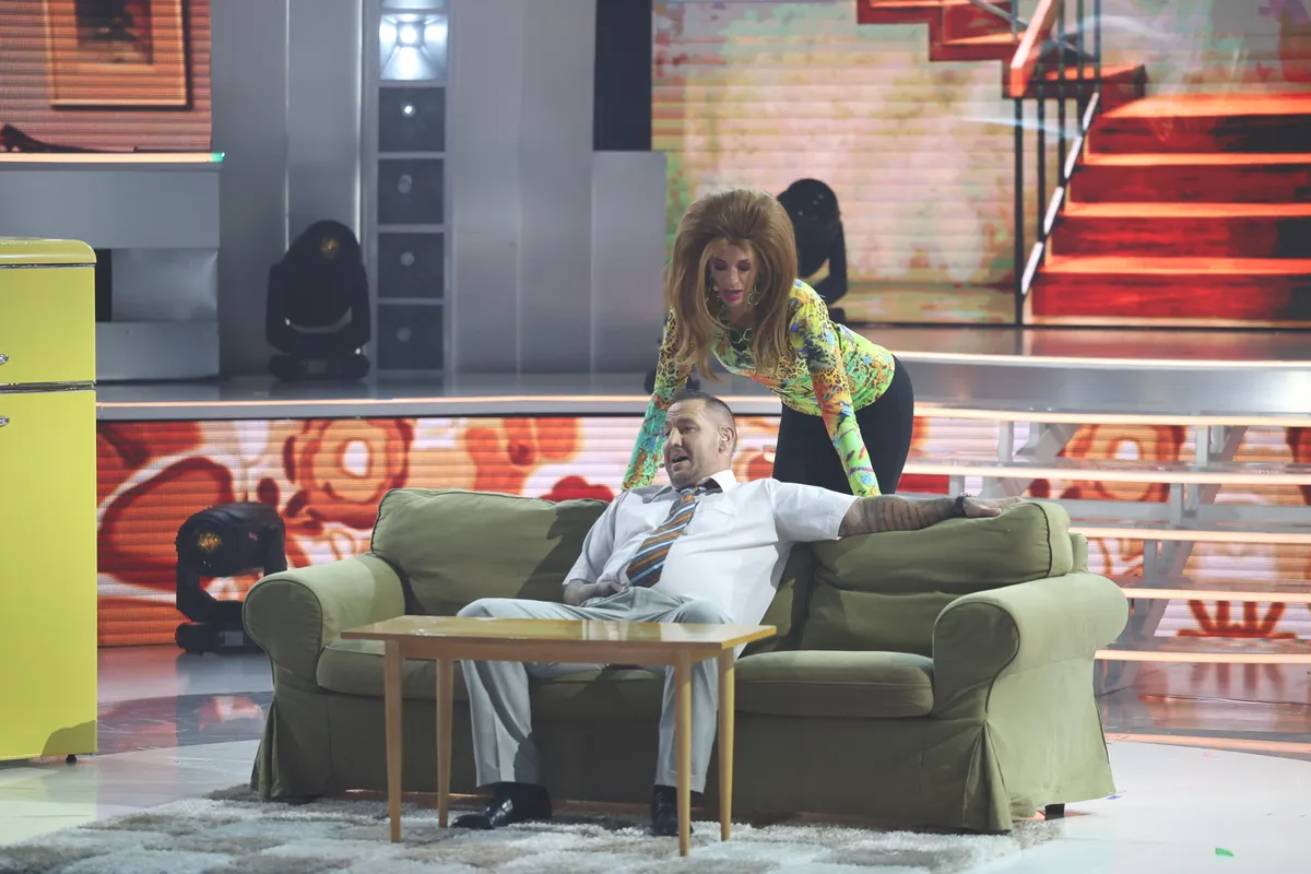 Az Egy rém rendes család A Nagy Duett színpadán