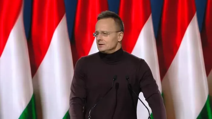 Friss hírekkel jelentkezett Szijjártó Péter