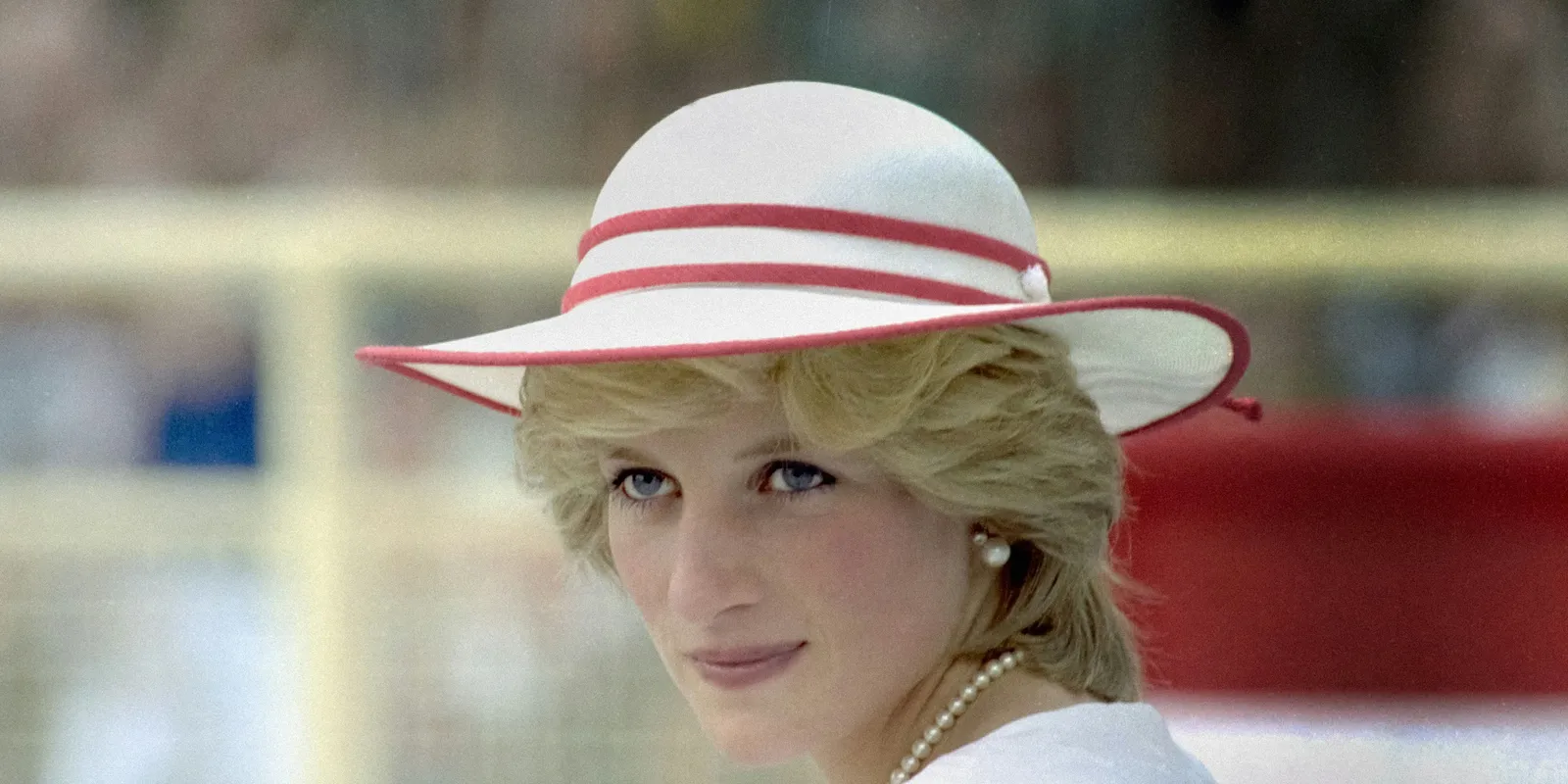 Kitálalt Diana hercegné egykori bizalmasa