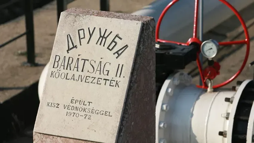 Zelenszkij az EU embereit sem engedi a Barátság vezetékhez