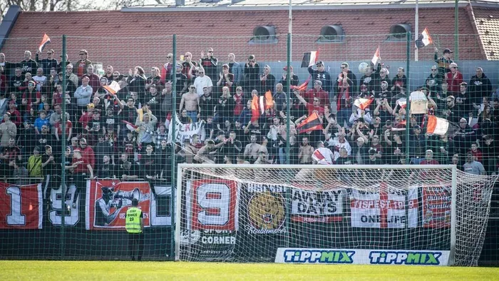 Magyar meccsről kórházba: gólöröm közben történt meg a baj