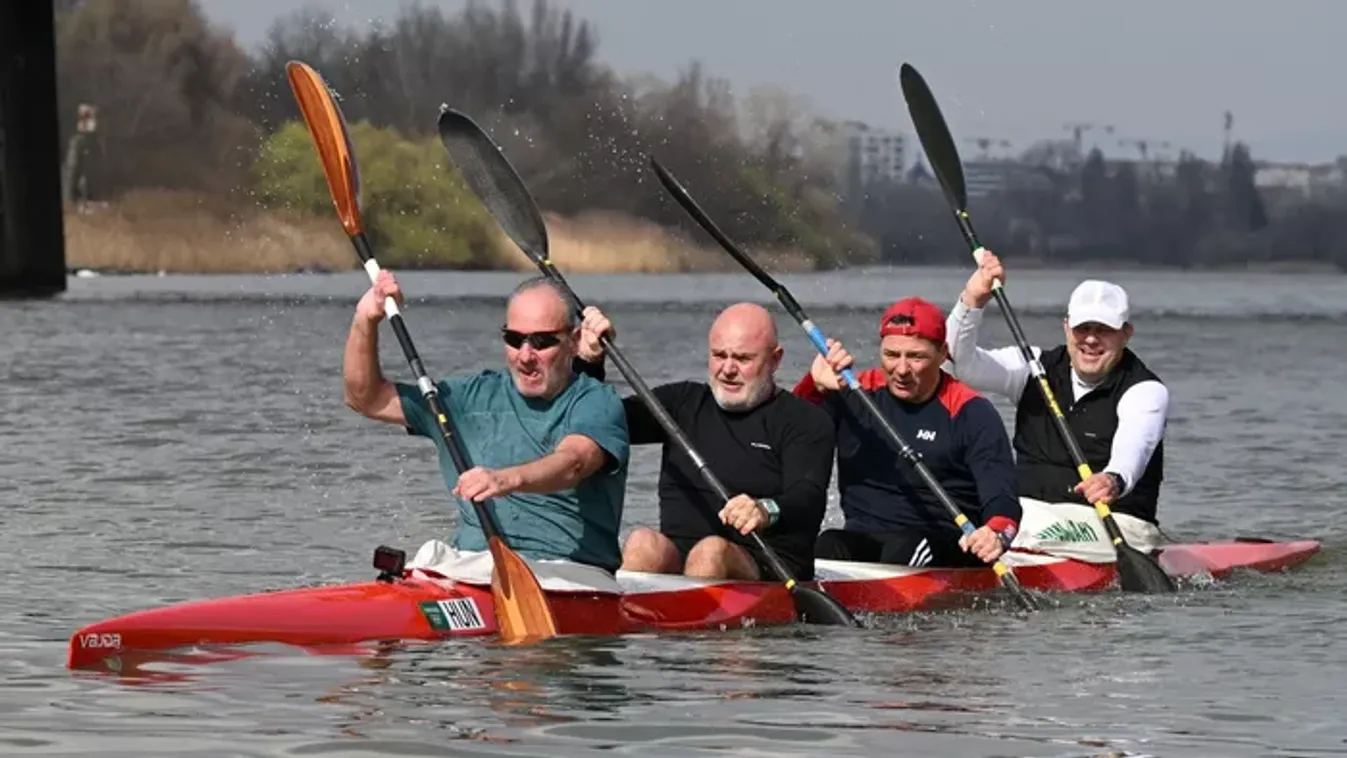 Újra hajóba ültek a magyar olimpiai bajnokok