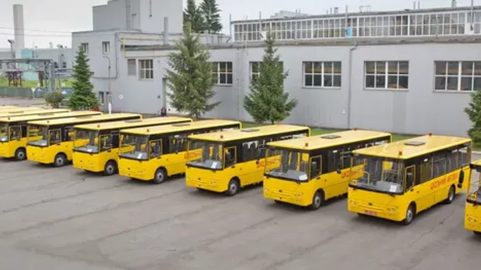 Ukrán cég buszoztatja a tiszásokat a március 15-i rendezvényükre