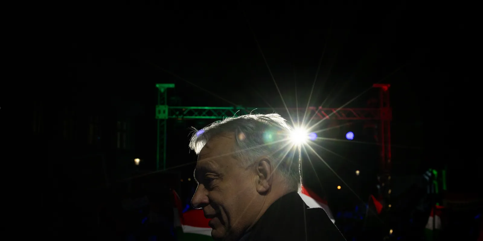 Orbán Viktor: Két erő feszül egymásnak