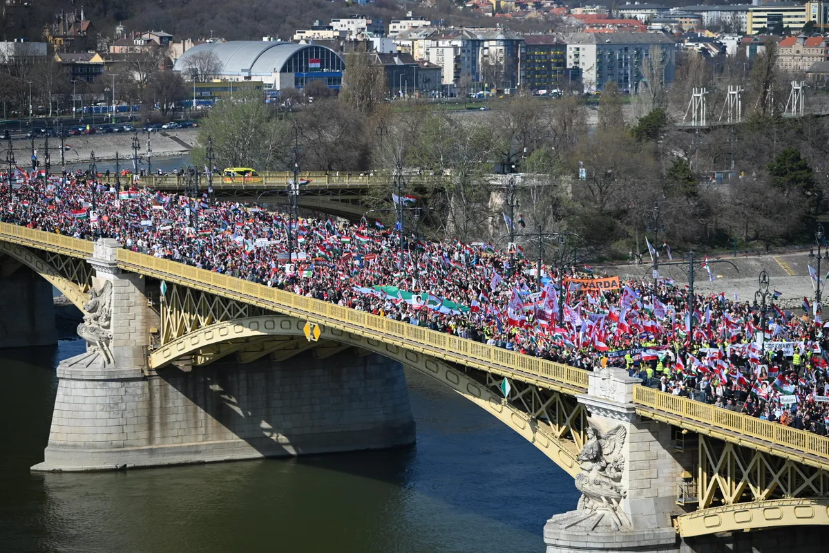 2026.03.15 _Békemenet