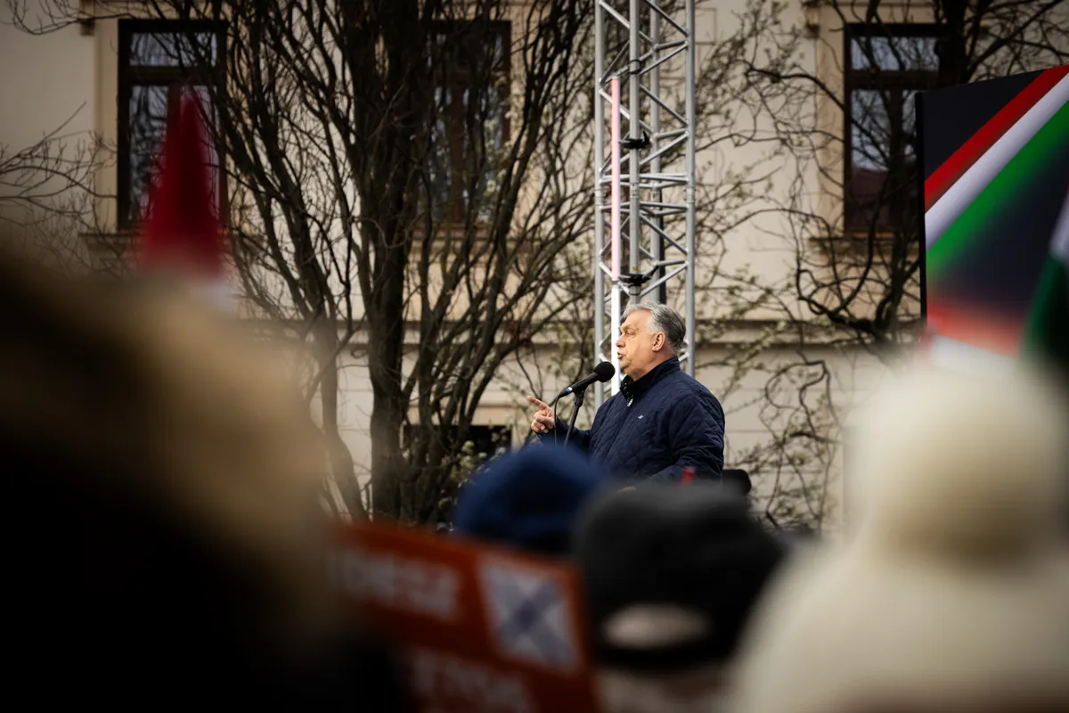 Orbán Viktor ma Pécelen mond beszédet.