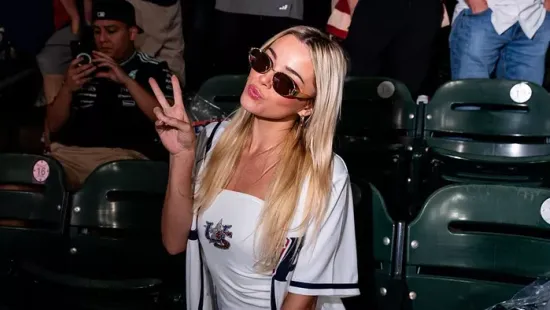 Bikinire vetkőzött a Baywatch színésznője