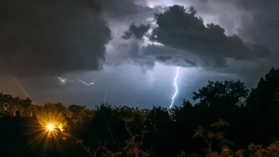 Érdemes elővenni az esernyőket! Erre lehet számítani ma