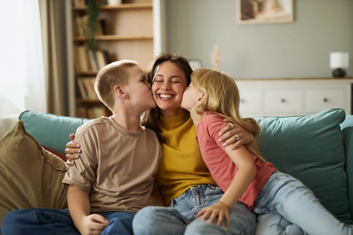 Nem mindennapi család: 14. gyerekét várja az édesanya