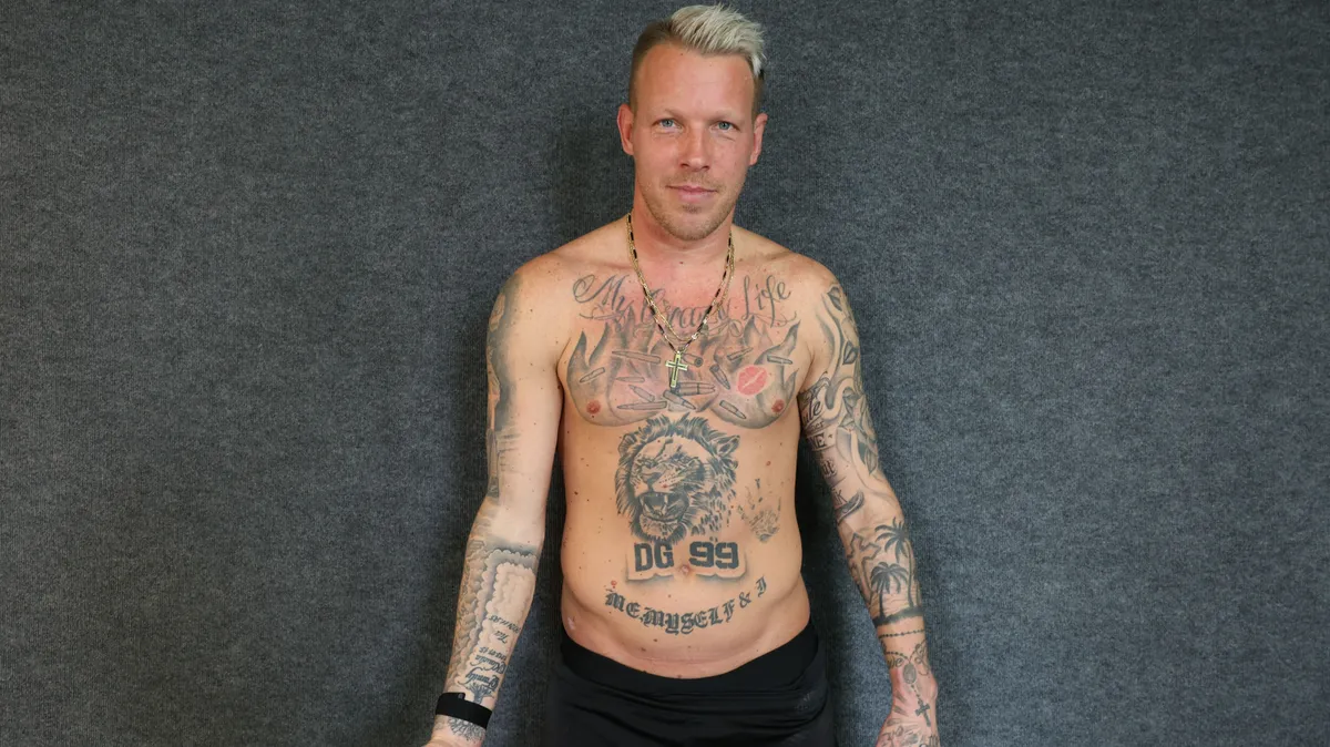 Gróf Dávid szenvedélyesen rajong a tetoválásokért