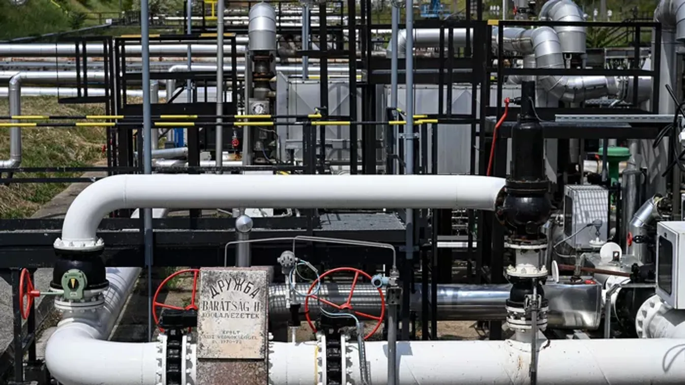 Tisza-adó: Brüsszel és a Tisza is összejátszik Zelenszkijjel. Együtt támadják a rezsicsökkentést az olcsó orosz olaj tiltásával