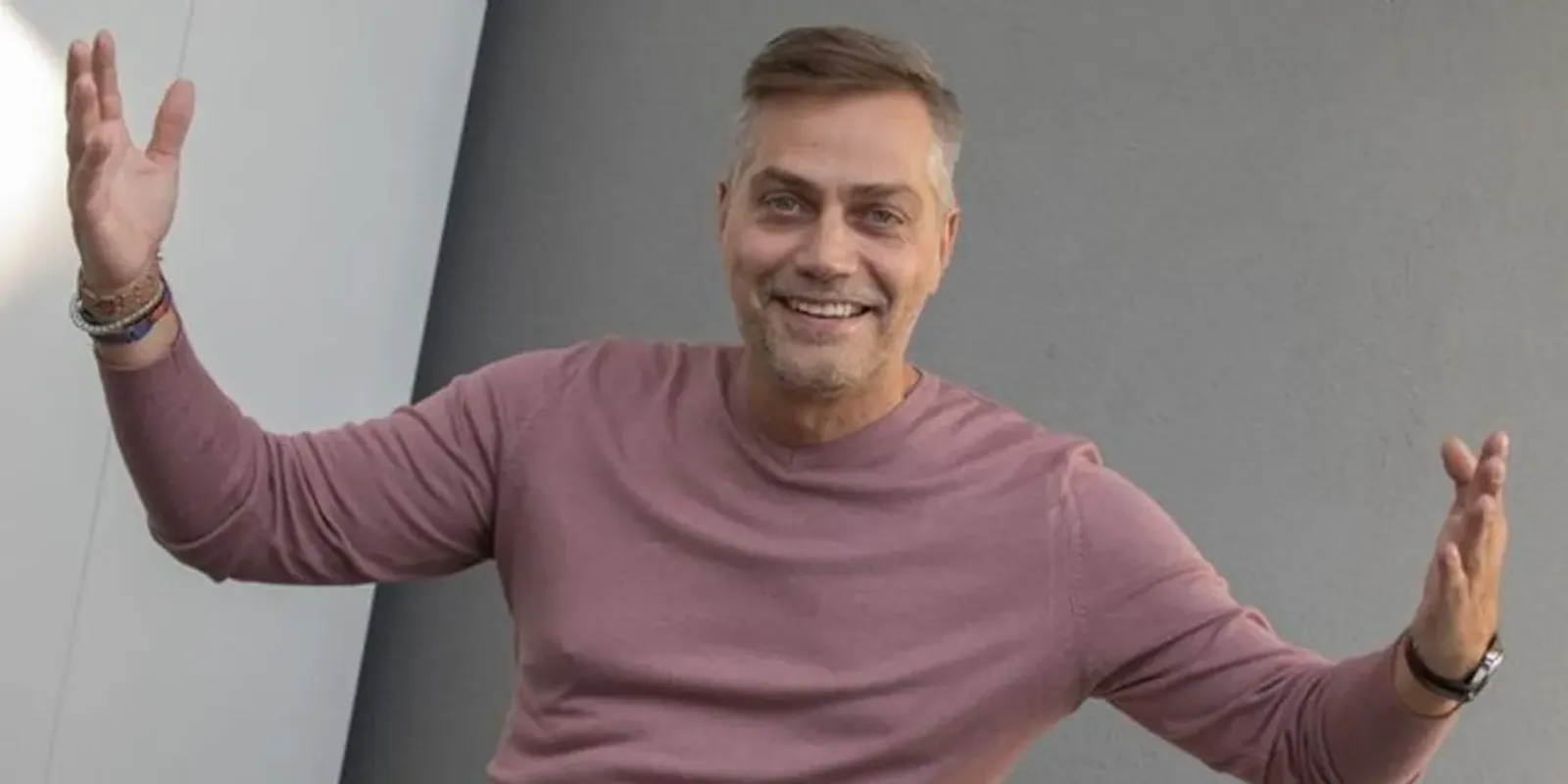 Harsányi Leventét adás közben köszöntötték fel