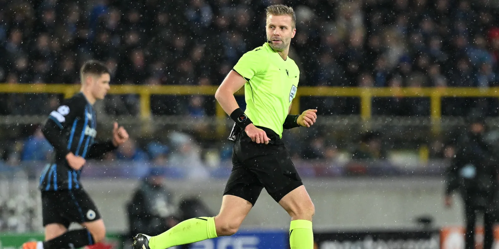 Egy botrányhős fújja a sípot a sorsdöntő EL-meccsen