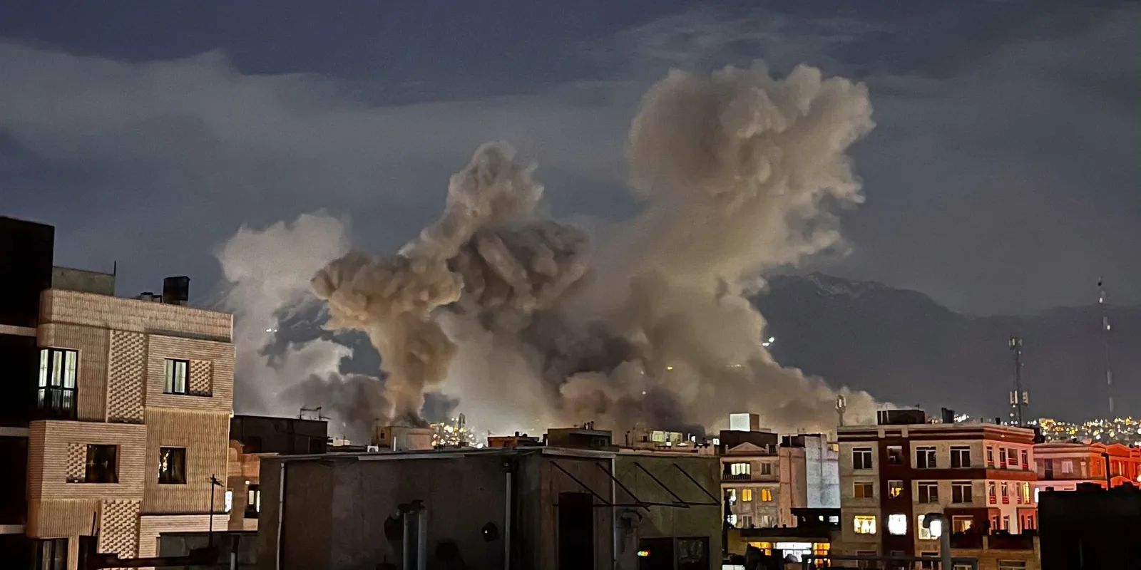 Ki fizeti a kint rekedt turisták számláját?