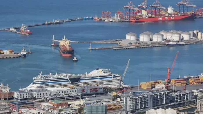 A Hormuzi-szoros lezárása hajtja az olajár emelkedését