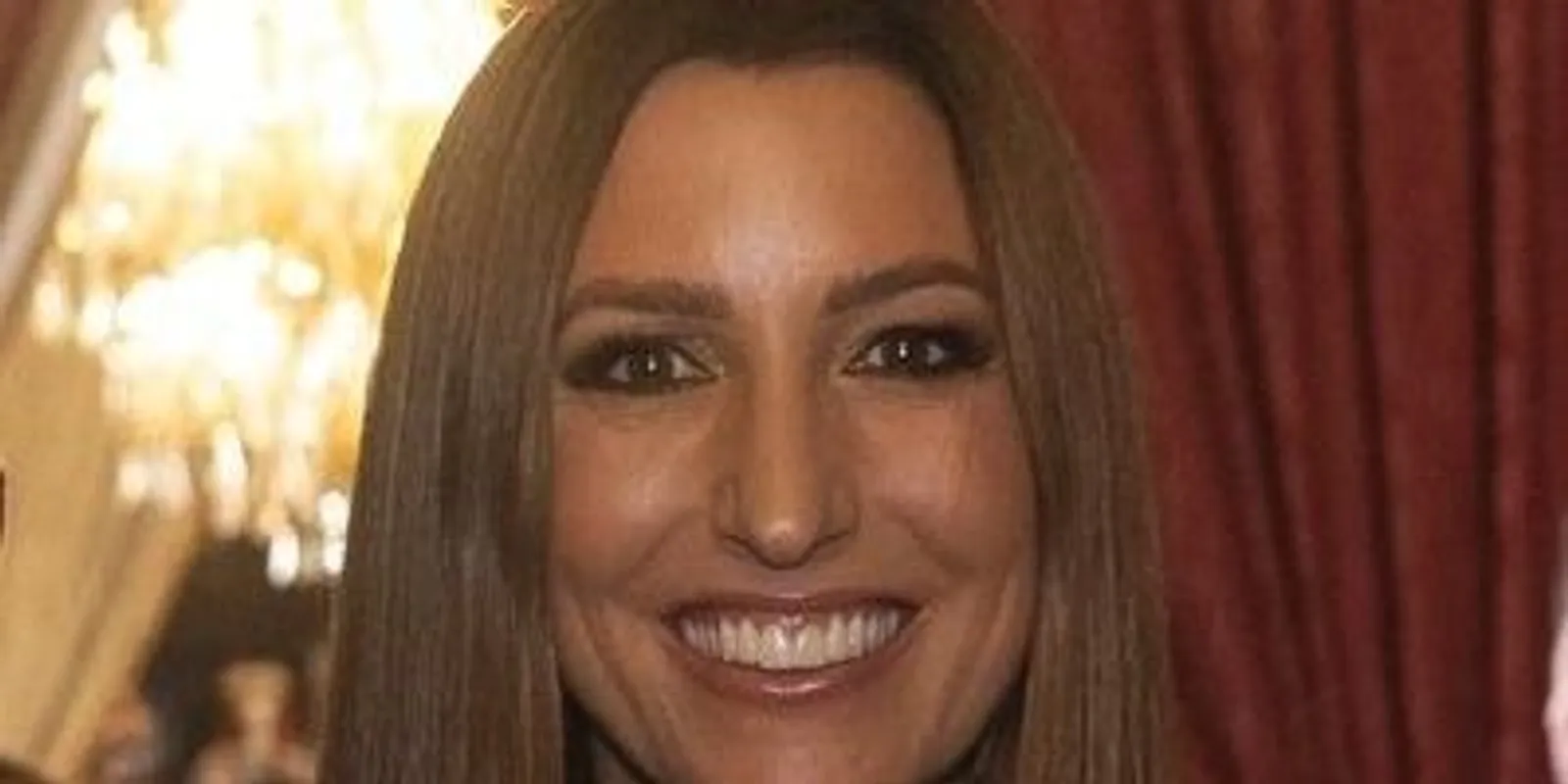 Rubint Réka falatnyi tangában őrjíti meg a férfiakat