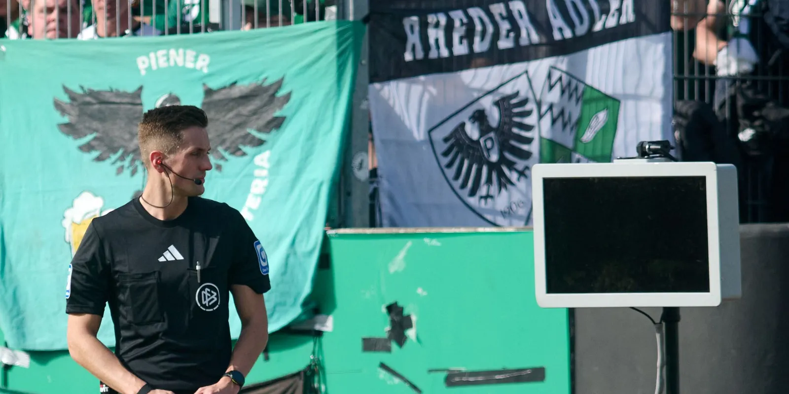 Kihúzták a konnektorból a VAR-t Dárdaiék meccsén – Videó