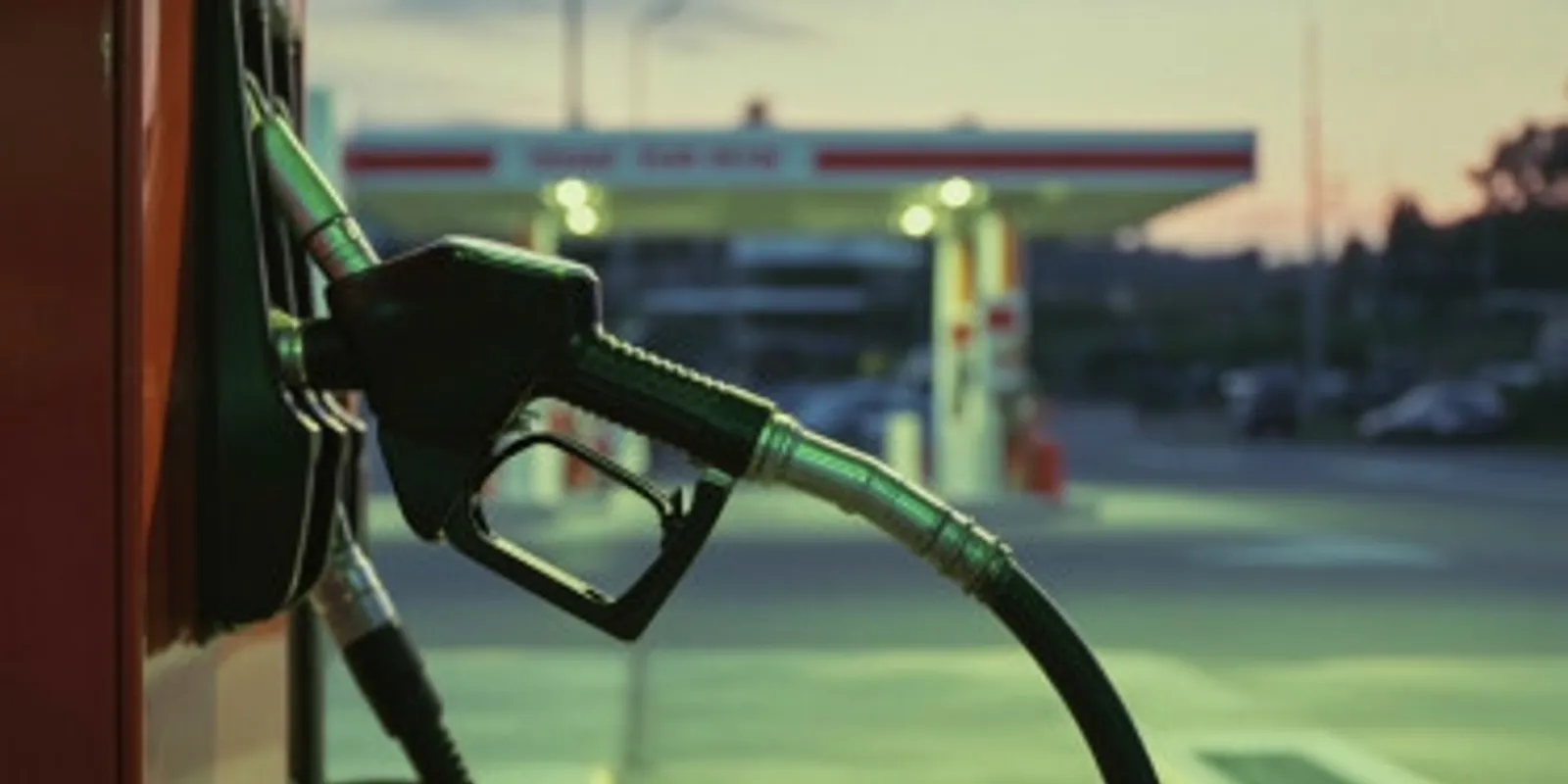 Miért nem tetszik a tiszásoknak a védett benzin ár?