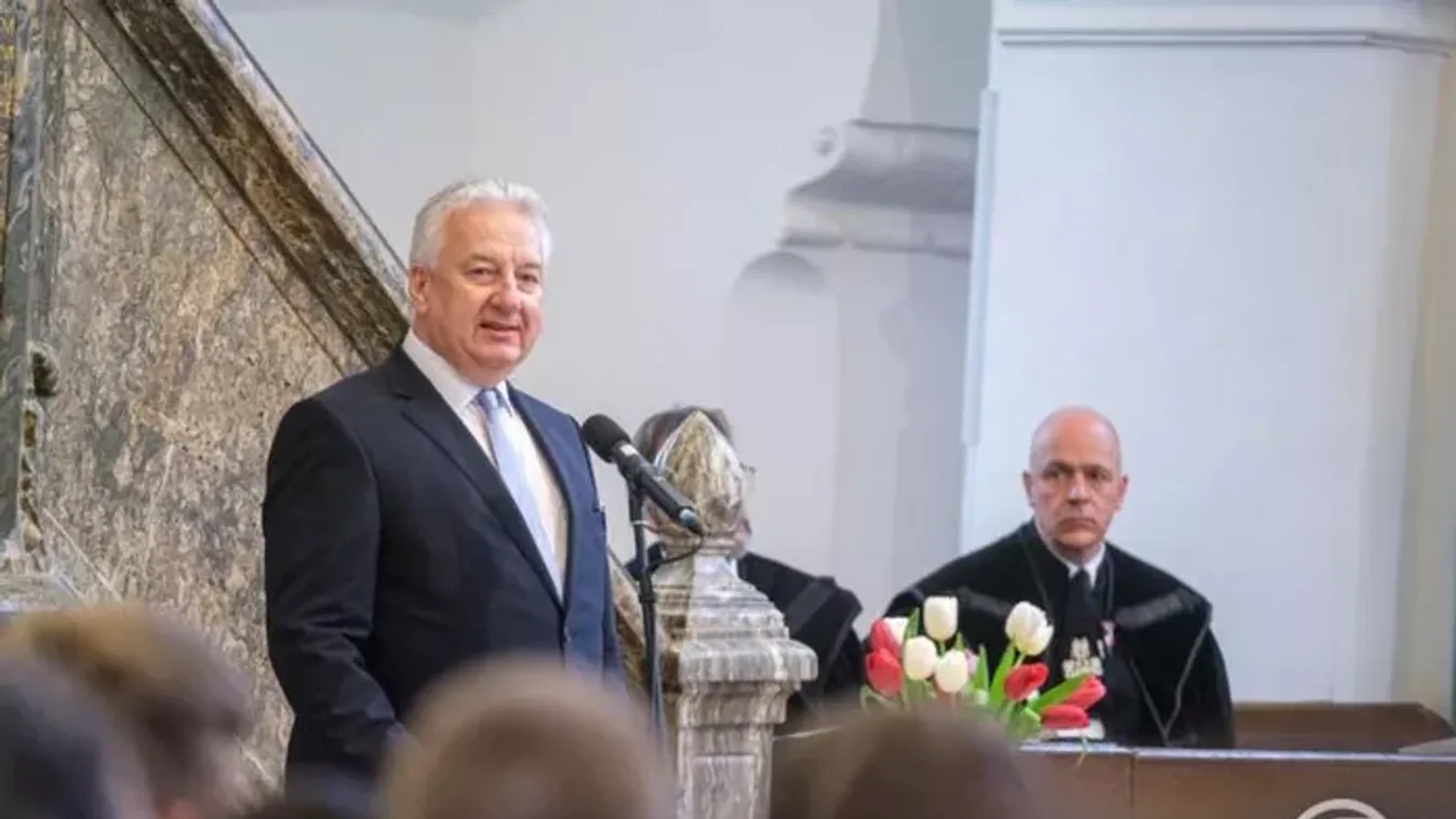 Semjén Zsolt: A külhoni magyarok jogai sérthetetlenek!