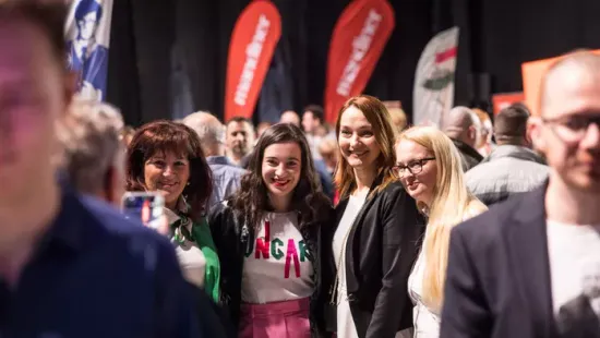 Orbán Viktor: A valaha volt legnagyobb Háborúellenes Gyűlés!