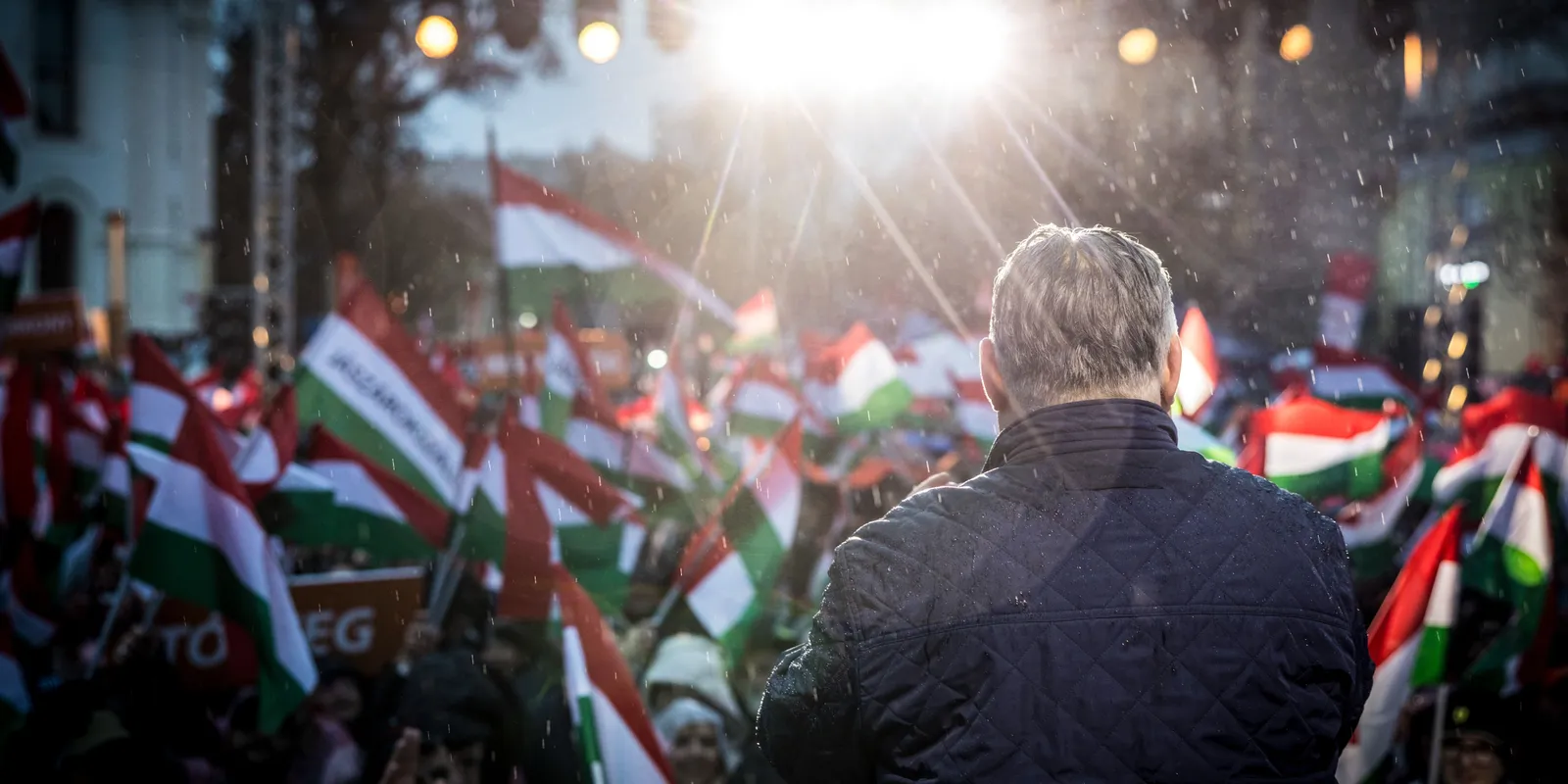 Orbán Viktor Szolnokon is zseniálisan helyretette a maroknyi agresszív Tiszás csapatot