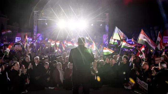 A Fidesz vezetés nem megkérdőjelezhető