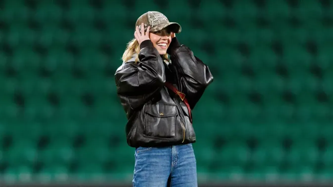 Sydney Sweeney megmutatta, mit tud: futballsztárt utánzott