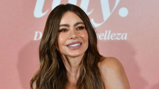 Elképesztő szögből fotózták a hollywoodi színésznő melleit