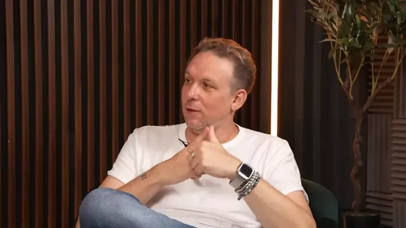 Tóth Szabi:  Magyarország a béke apró kis szigete