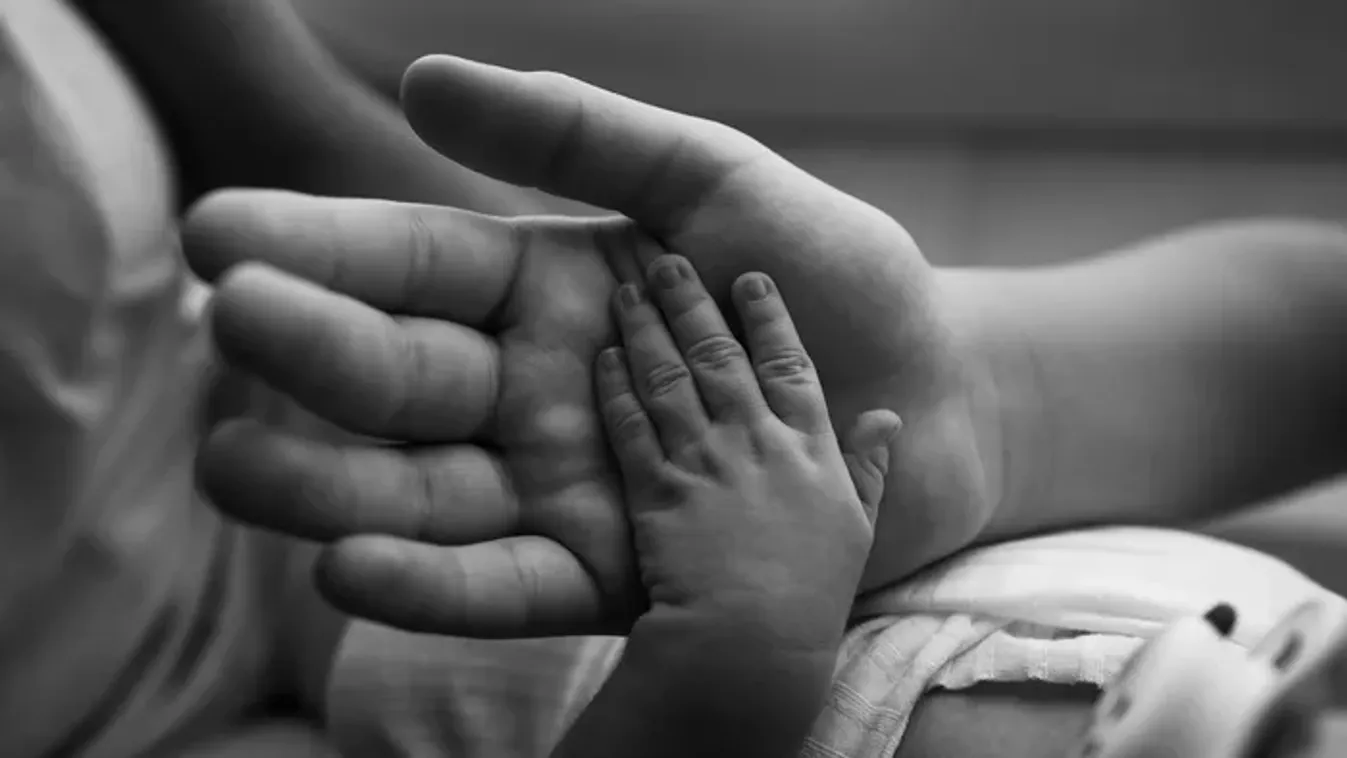 „Azt mondták, hogy a fájdalom a beszorult levegő miatt van – napokkal később meghalt a baba"