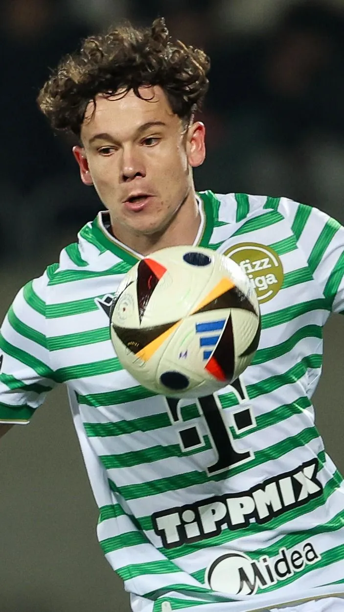 Tóth Alex félmilliós pulcsiban jött haza