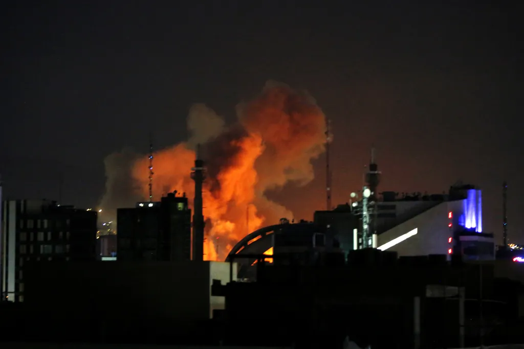 Iráni háborús képek