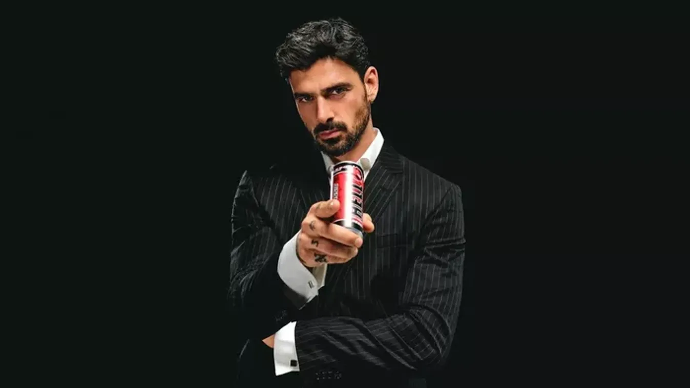 Michele Morrone közreműködésével készült a HELL jubileumi doboza