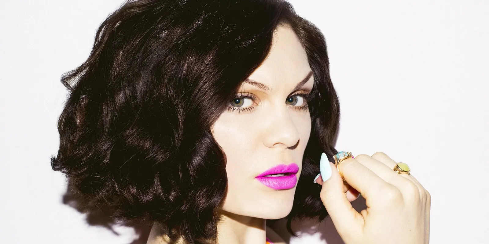 Balesetet szenvedett Jessie J