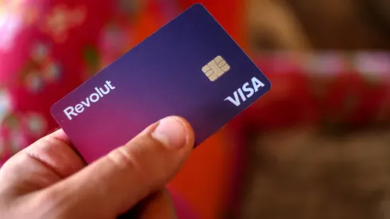 Jó hírt kaptak a Revolut ügyfelei: jön a magyar bankfiók és bankszámlák!