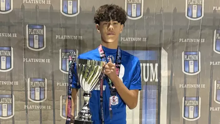 Edzés közben összeesett, majd elhunyt a fiatal focista