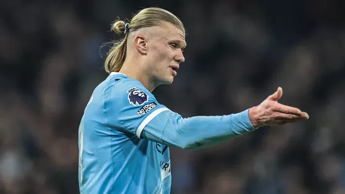 Lakás áráért vett egy könyvet Haaland, pedig nem is olvassa