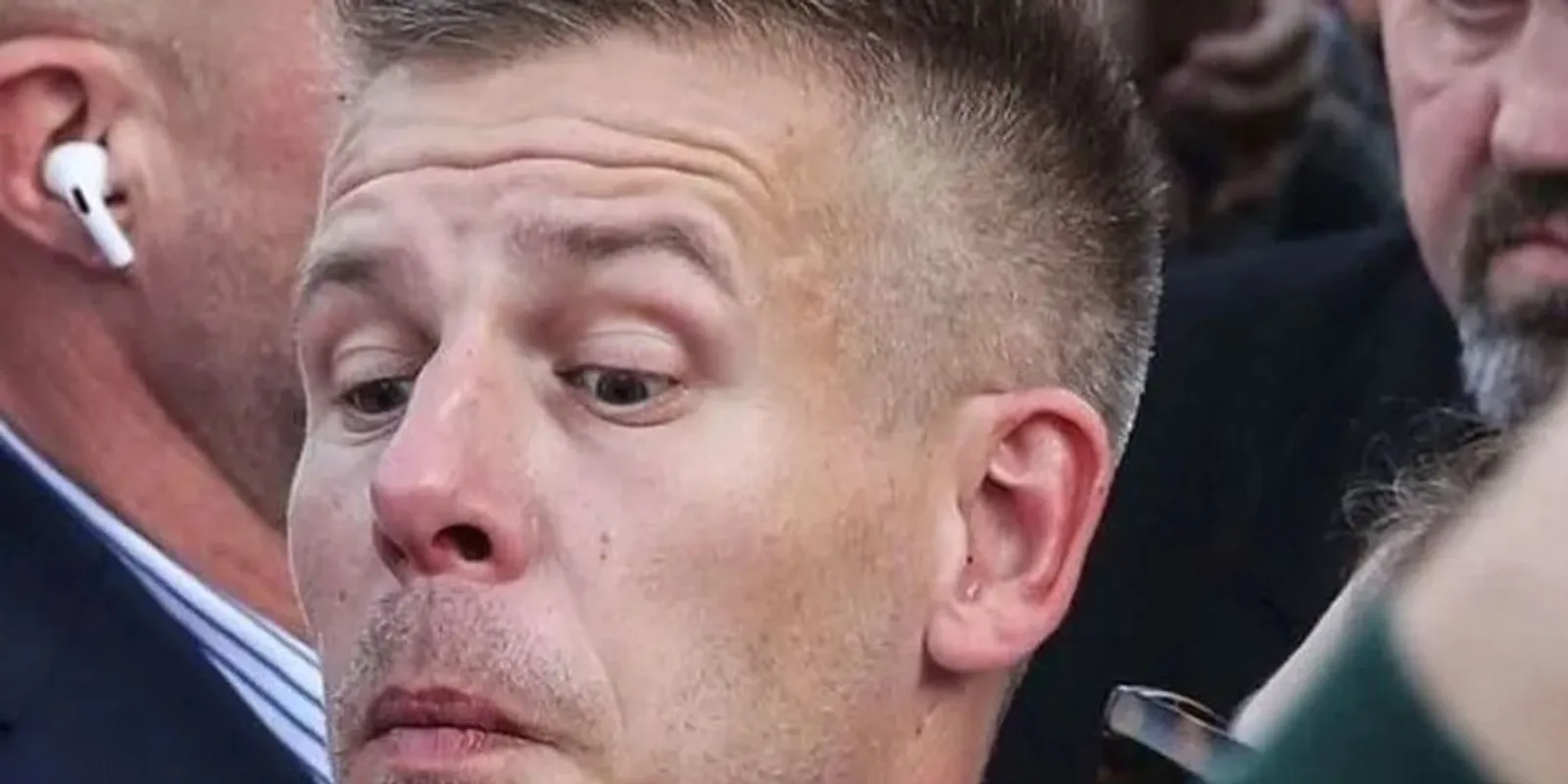 Magyar Péter a magyarokért is használhatná a kapcsolatait