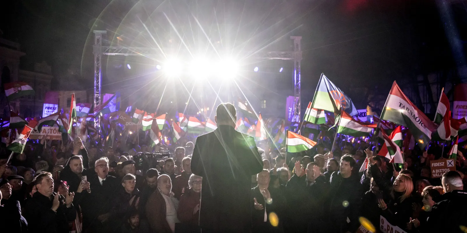 A Fidesz vezetés nem megkérdőjelezhető