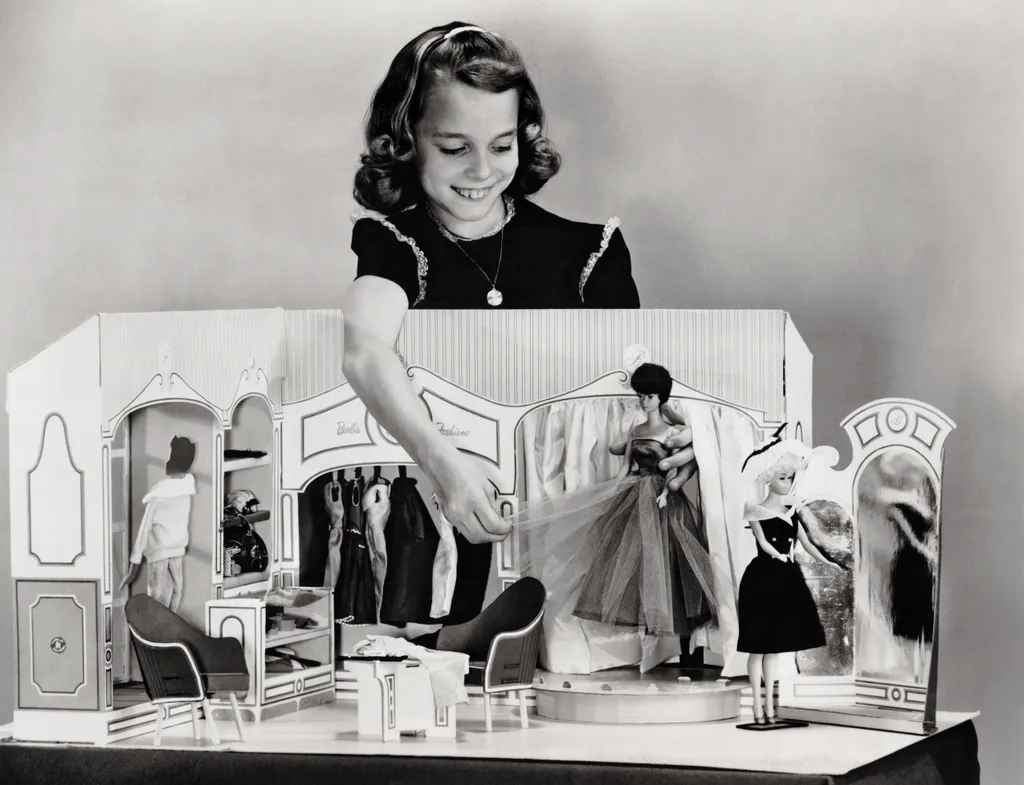 New York, New York, March, 1963
Mattel's Barbie doll now has her own fashion shop, which was introduced at the New York Toy Fair by Mattel, Inc., creators of the famed Barbie doll, where Barbie, Midge, or Fashion Queen Barbie may model their latest fashio
