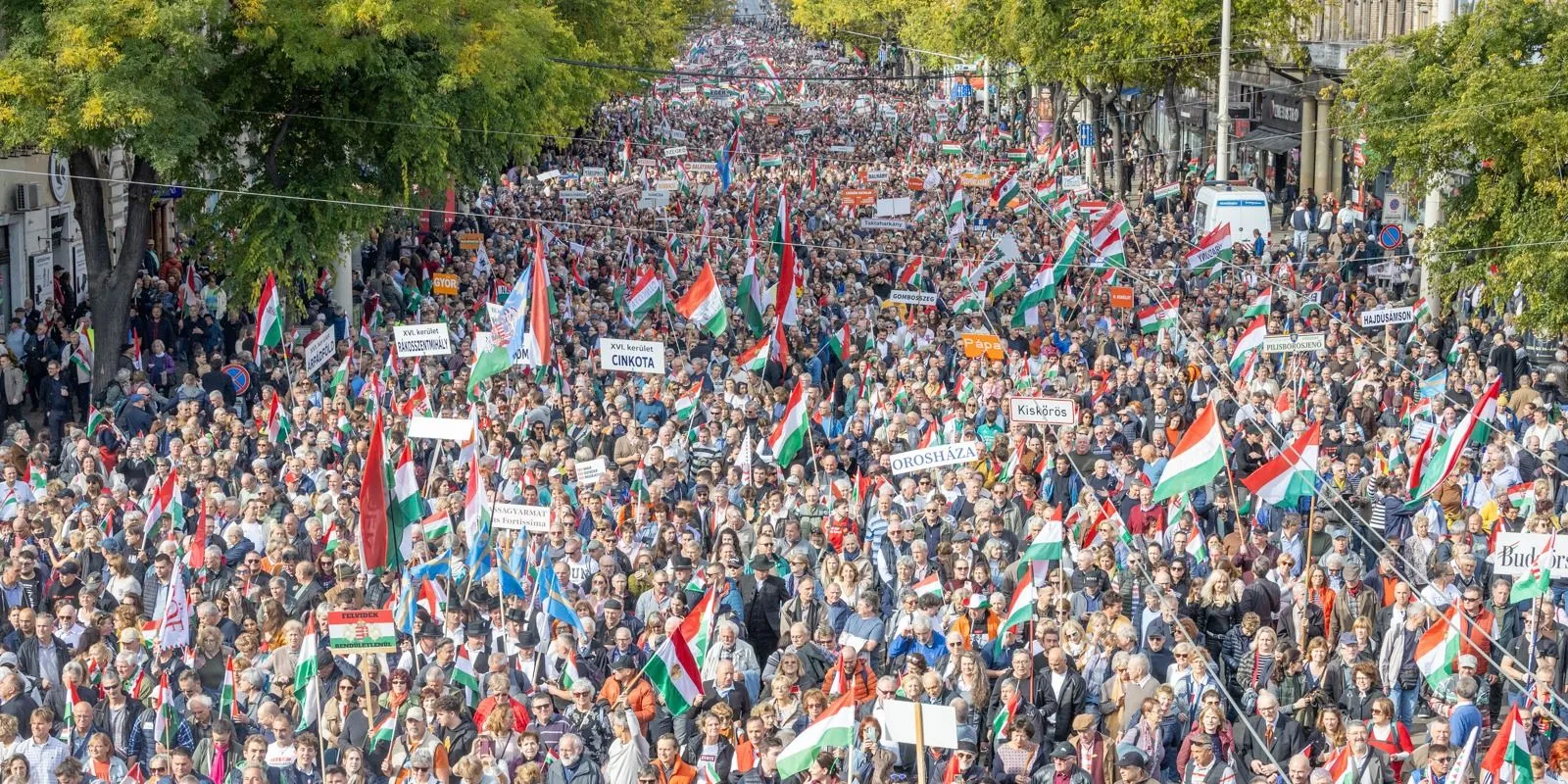 Március 15-én sorsfordító Békemenetet tartanak