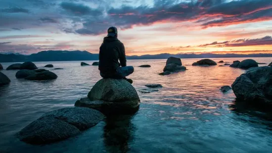 Hideg, légzés, mentális erő: A „jégember” napi szokása, ami fokozza a jóllétet