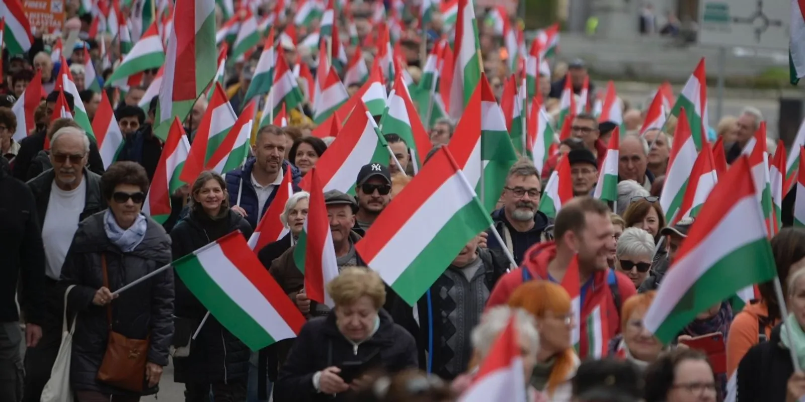Megjöttek az első képek a hódmezővásárhelyi Békemenetről