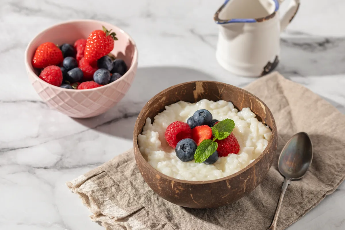 10 évet letagadhatsz, ha ezt eszed minden reggel Rice,Milk,Porridge,In,With,Berries,In,A,Bowl,On