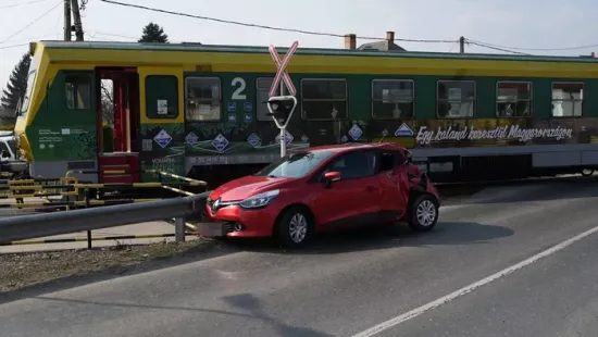 „Belém jött a vonat” - ezt állította az a 78 éves sofőr, aki a kőszegi szerelvénnyel ütközött