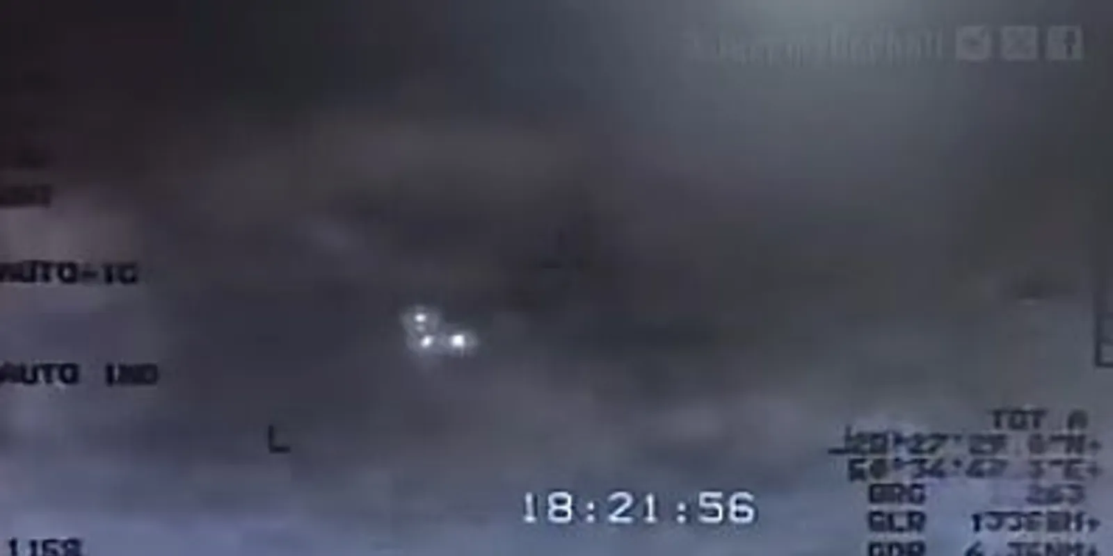 „Úgy tűnt, mintha figyelnének minket” - UFO járt az égen